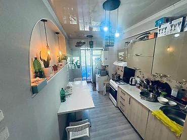 3 комнатная квартира продаётся: 3 комнаты, 68 м², 4 этаж, Косметический ремонт — 4