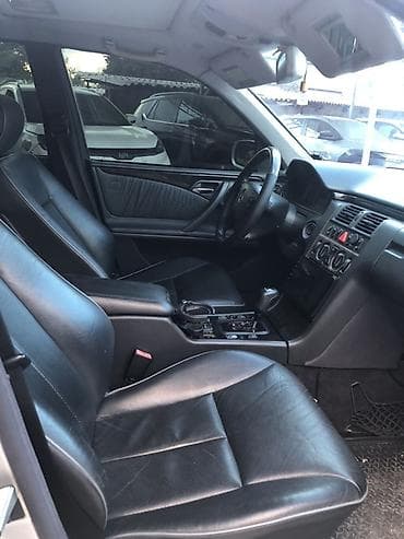 Mercedes-Benz E-Class: 2000 г., 3.2 л, Автомат, Бензин, Седан — 8