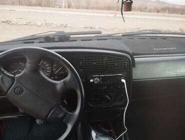 авто обмен с доплатой: Volkswagen Passat: 1995 г., 2 л, Механика, Бензиновая, Универсал — 7