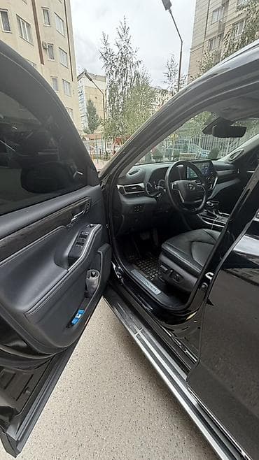 sprinter 2 7: Toyota Highlander: 2023 г., 2.5 л, Гибрид, Кроссовер — 9