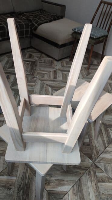 деревянные барные стулья: Продаю новый набор табуретов 4шт из натурального дерева( карагач) — 3