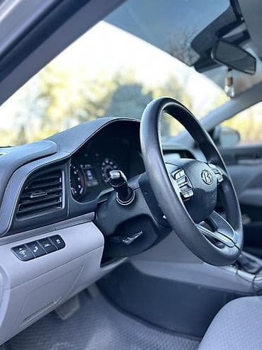 echo platz: Hyundai Elantra: 2019 г., 2 л, Автомат, Бензин, Седан — 7