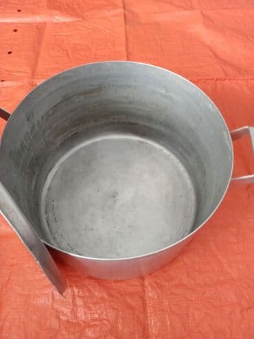 пластиковая емкость для воды 100 л: Таз эмалированный (СССР) емкостью 12 литров. Кастрюля алюминиевая — 8