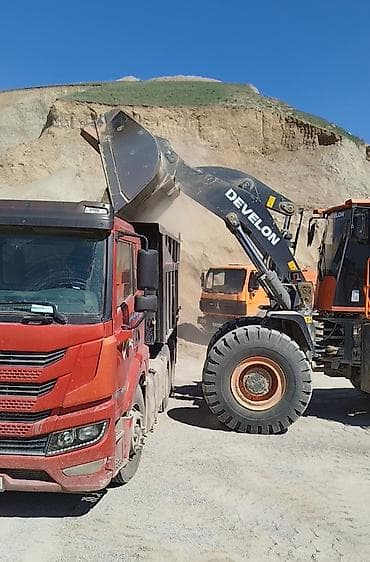 песка: Песок, щебень и отсев для строительных работ. - Песок карьерный — 6