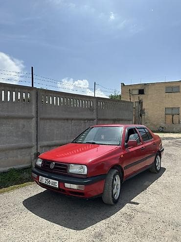 ex5 weltmeister: Volkswagen Vento: 1992 г., 1.8 л, Механика, Бензин, Седан — 1