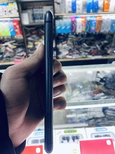 скупка айфон 11: IPhone 11, Черный — 3