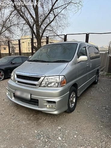 Toyota Hiace: 2002 г., 3.4 л, Автомат, Газ, Минивэн
