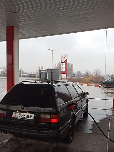 крыло на пассат б3: Volkswagen Passat Variant: 1988 г., 1.8 л, Механика, Бензин, Универсал — 1