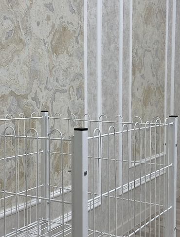 для овощей: Металлический торговый стеллаж-корзина из проволоки, белый. - — 2