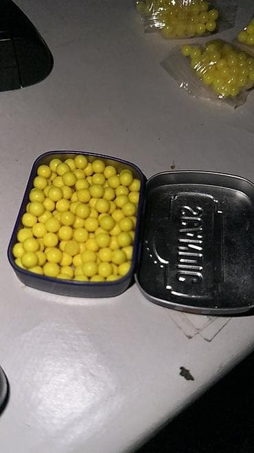 детский кийим бу: Металлический игрушечный пистолет H&K USP (6 мм, с пульками) — 3