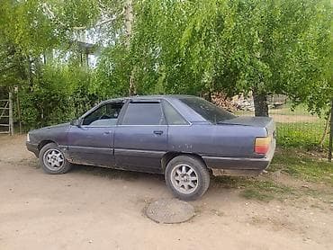 Audi 100: 1988 г., Механика, Бензин, Седан — 1