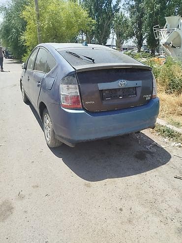 Автозапчасти: Toyota Prius (XW20), гибридный хэтчбек 5 дв. Основные характеристики — 4