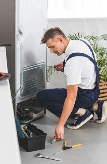 холодильники куплю: Здравствуйте! Я — Владимир, представитель семейной династии мастеров — 4