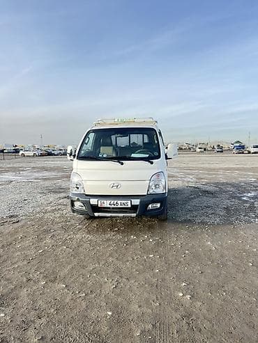 byd plus: Легкий грузовик, Hyundai, Стандарт, 2 т, Б/у — 1