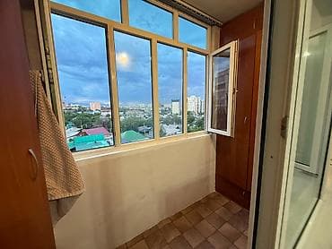Квартиры: 2 комнаты, 77 м², Восток-5 мкр 106 серия, 6 этаж, Косметический ремонт — 6
