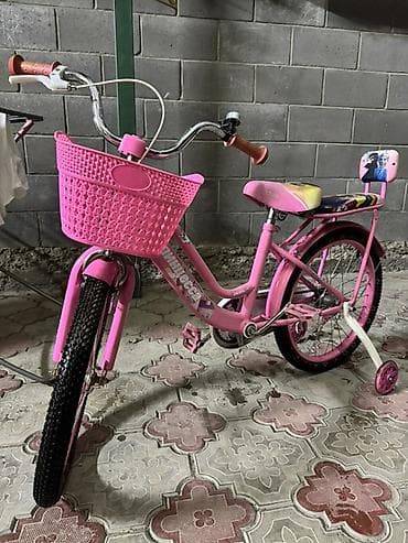 Детский велосипед, 4-колесный, 4 - 6 лет, Для девочки, Б/у — 1
