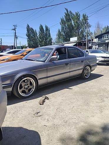 бмв 2023: BMW 5 series: 1991 г., 2 л, Механика, Бензин, Седан — 8