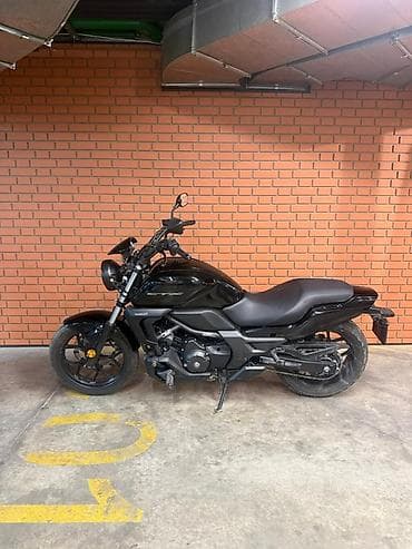 глуш: Naked Honda, 700 куб. см, Бензин — 3