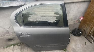 Дверь Задняя правая Nissan, Б/у at lalafo.kg Дверь Задняя правая Nissan, Б/у
