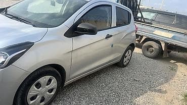 sprinter 416: Chevrolet Spark: 2017 г., 1 л, Автомат, Бензин, Хэтчбэк — 2