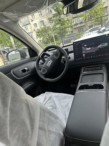 dongfeng: Dongfeng : 2025 г., 0.8 л, Электромобиль, Внедорожник — 3