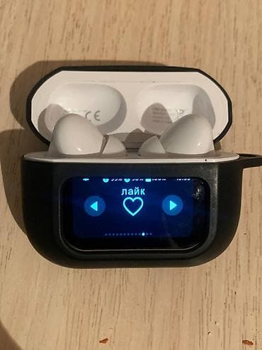 монитор в авто: Наушники SAIWA с интеллектуальным зарядным кейсом с дисплеем - — 2