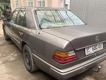 audi 80: Mercedes-Benz W124: 1988 г., 2.3 л, Механика, Бензин, Седан — 4