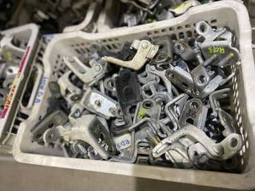 очень нужны: Петли капота Toyota, Б/у, Оригинал — 2