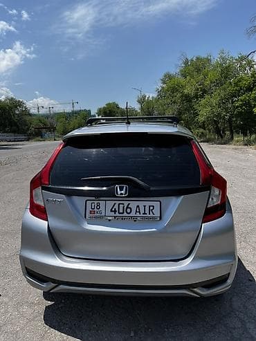 baic eu5: Honda Fit: 2019 г., 1.5 л, Автомат, Бензин, Хэтчбэк — 4