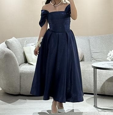 classic: Продаю вечернее платье миди темно‑синего цвета. Надевала один раз — 1