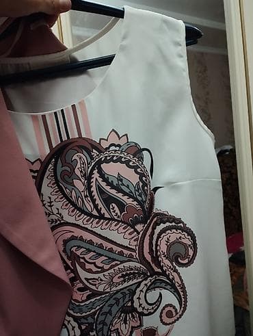 real techniques: Женский комплект в пудрово‑розовом цвете: жакет, топ и юбка. - Жакет — 2