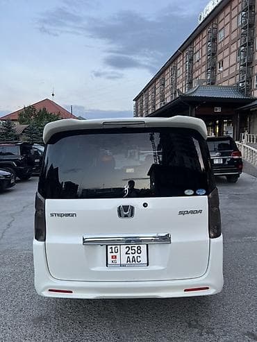 inspire 2004: Honda Stepwgn: 2010 г., 2 л, Автомат, Бензин, Минивэн — 8