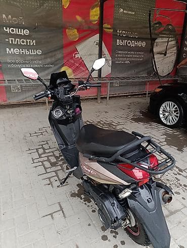 kia ev9: Скутер самурай (брендовые наклейки самурай на бортах) — 3