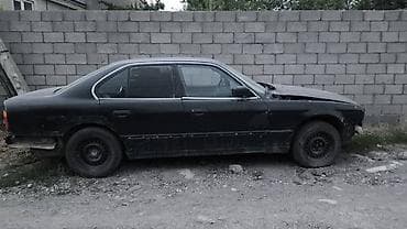 e 302: BMW 5 series: 1991 г., Седан — 2