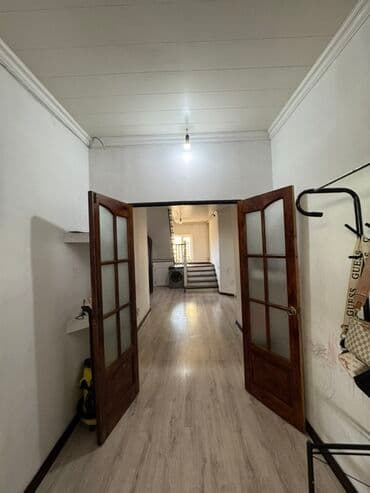 тынчтык конушу дом: 🏡 Продаётся двухуровневый дом в районе Тынчтык ✅ Площадь участка: 4,8 — 4