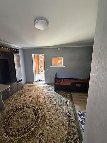 ремонт магазин: Комната с санузлом внутри Описание: - Уютная комната правильной формы — 3