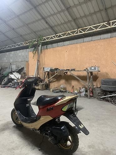 скутен: Тип скутера Honda, 70 куб. см, Бензин, Б/у — 5