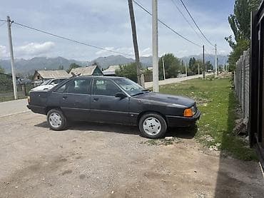 музыкальный усилитель: Audi 100: 1990 г., Бензин, Седан — 1