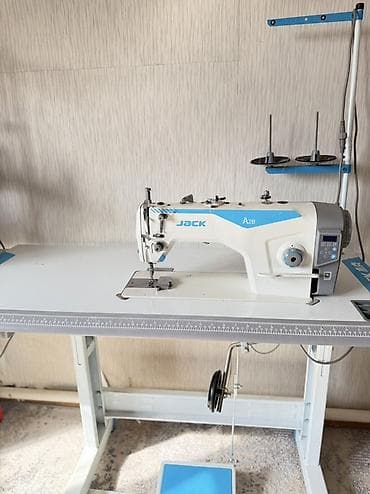 Швейная машина Jack, Швейно-вышивальная