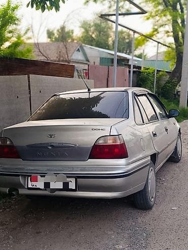 Daewoo Nexia: 2007 г., Бензин, Седан — 2