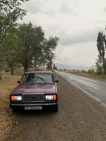 ВАЗ (ЛАДА) 2107: 2002 г., 1.5 л, Седан