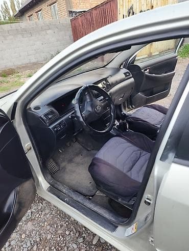салон машины: Toyota Corolla: 2005 г., 1.6 л, Механика, Бензин, Седан — 1