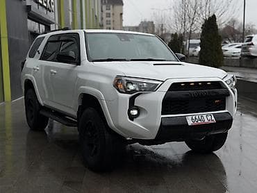 двигатил: Toyota 4Runner: 2021 г., 4 л, Автомат, Бензин, Внедорожник — 2