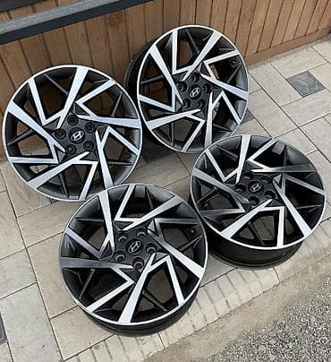 бампер на хендай акцент: Литые Диски R 18 Hyundai, Комплект, отверстий - 5, Б/у — 3