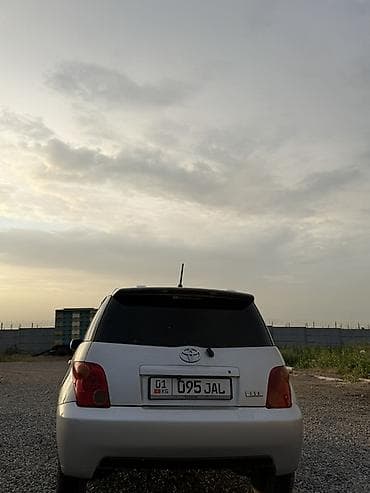 kia 8: Toyota Ist: 2003 г., 1.3 л, Автомат, Бензин, Хэтчбэк — 4