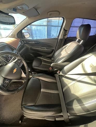 spark premier: Chevrolet Spark: 2018 г., 1 л, Автомат, Бензин, Хэтчбэк — 9