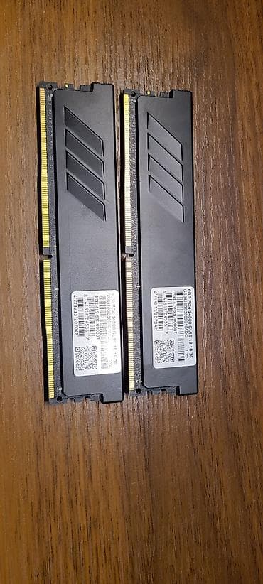 Оперативная память (RAM): Оперативная память, Б/у, 16 ГБ, DDR4, 3000 МГц, Для ПК — 2