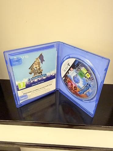 майнкрафт товары: Игра для PS5: Minecraft Legends — Deluxe Edition (диск в боксе) Новый — 2
