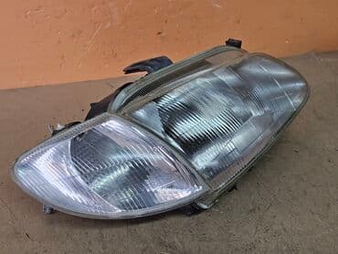 поворотники на виндом: Правый поворотник Renault 1997 г., Б/у, Оригинал — 1