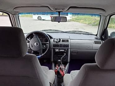 step wgn: Volkswagen Pointer: 2004 г., 1 л, Механика, Хэтчбэк — 6